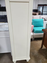 Load image into Gallery viewer, Sandy Beach White Door Chest
