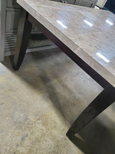 Arbyrd Dining Table (Table Only)