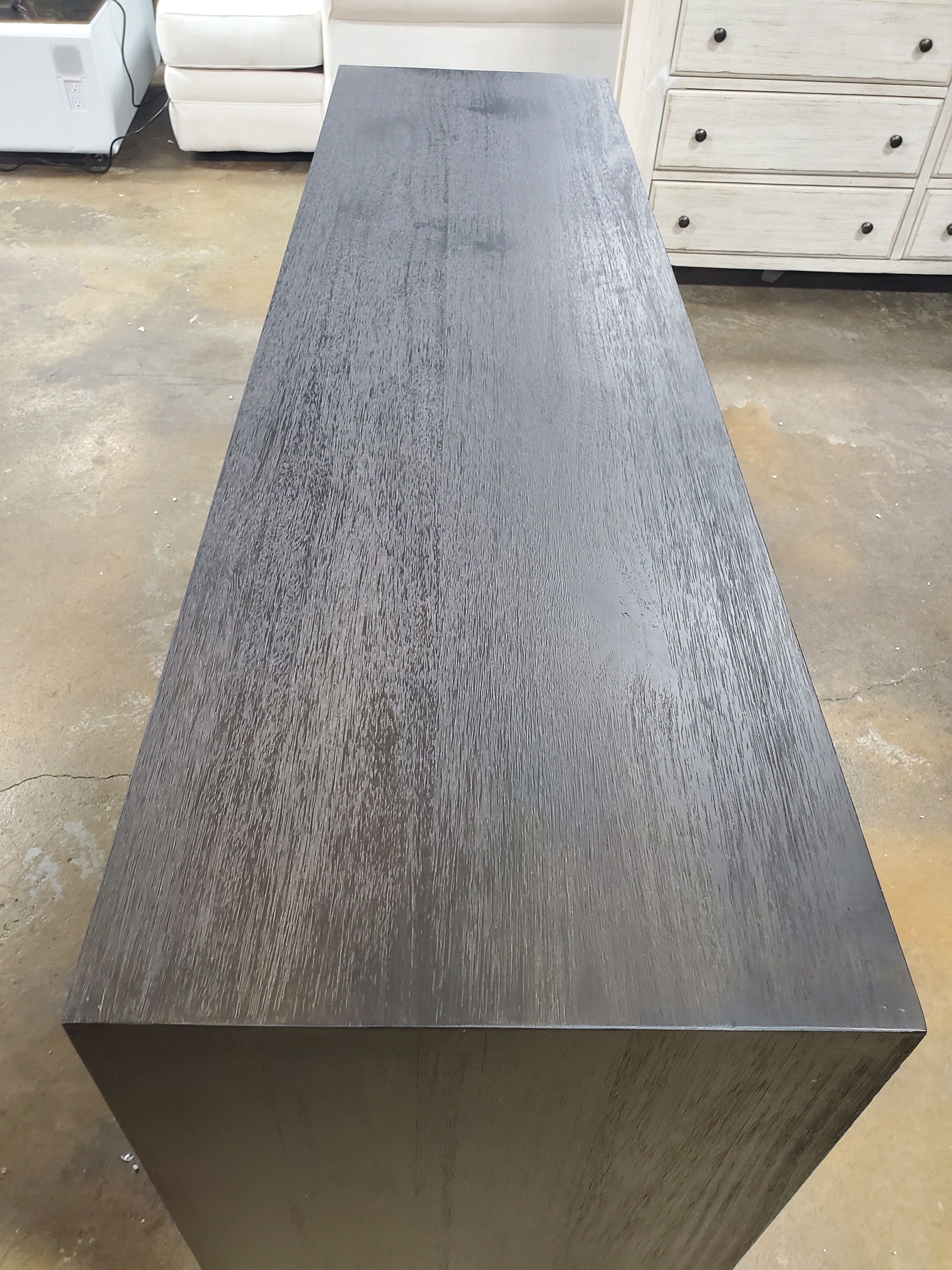 Paralimni Sideboard
