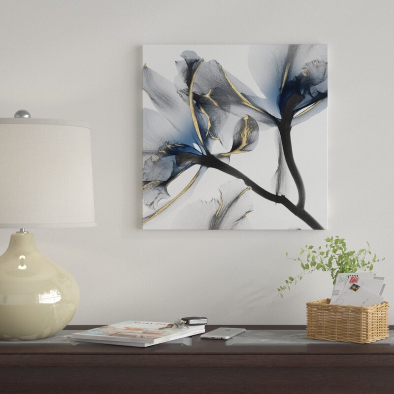 'Luster Cyclamen II' Graphic Art Print on Canvas CL741