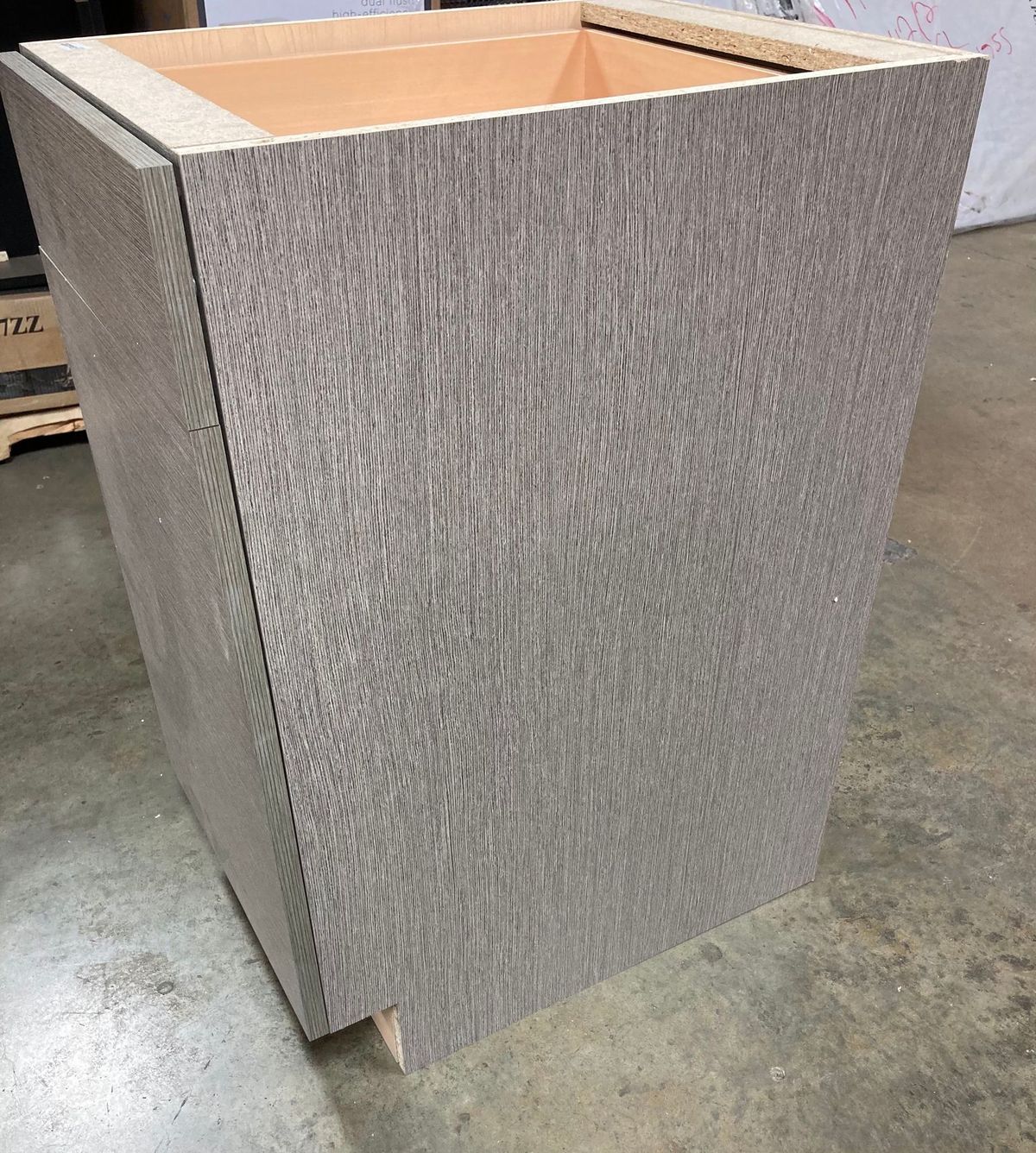 Base Cabinet With Soft-close Drawers/Trays K8227