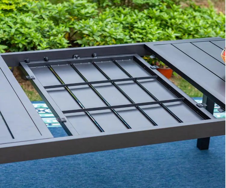 Black Expandable Rectangle Metal Patio Outdoor Dining Table