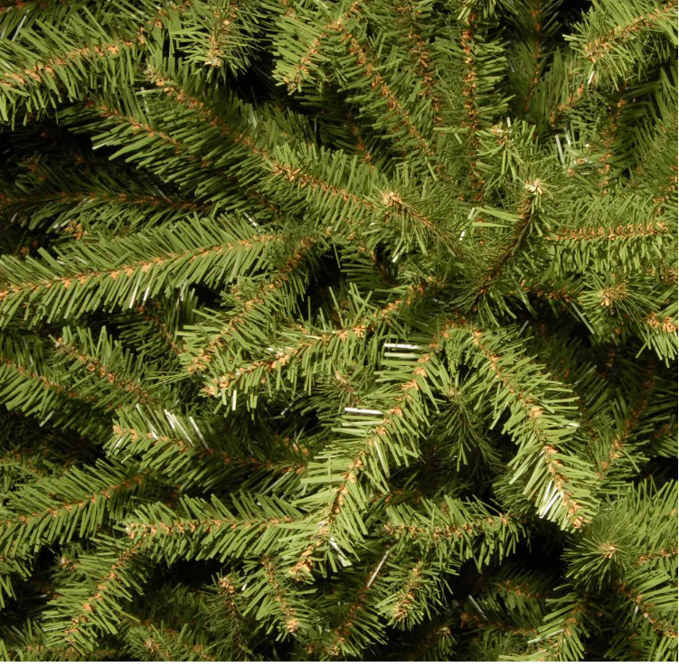 7.5 ft. Dunhill Fir Hinged Artificial Christmas Tree