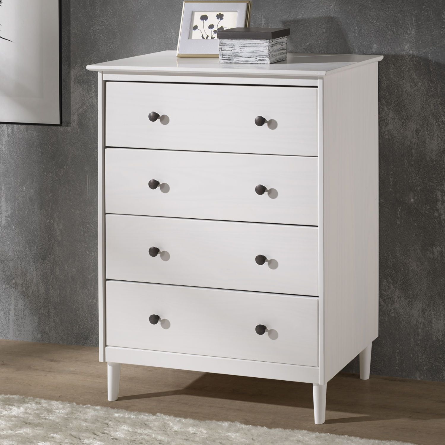 White Four Drawer Dresser EJ662