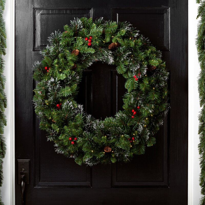 30" Lighted Wreath