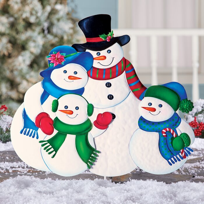4-Person Metal Snowman Family Garden Stake