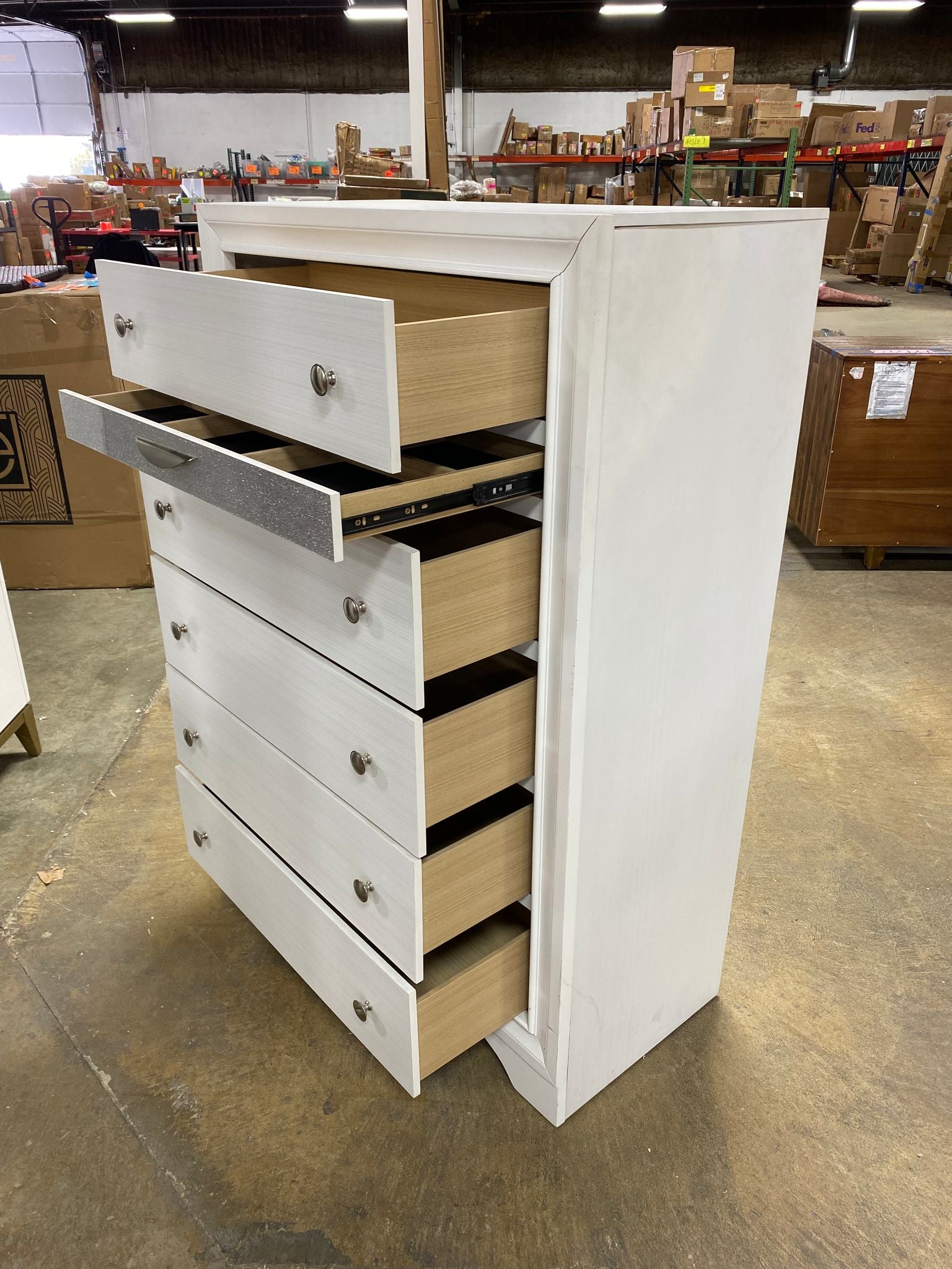 White Olney 6 Drawer 34'' W Chest KBO324