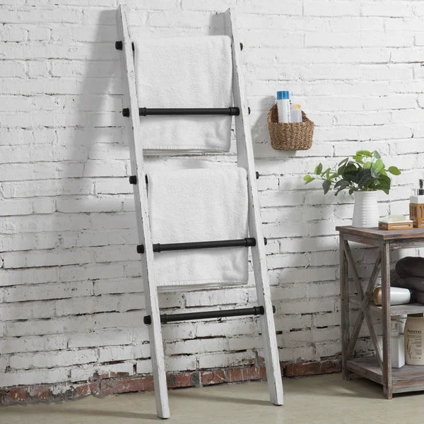 59.1'' Tall Blanket Ladder