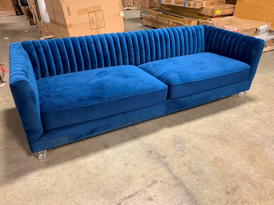 AVIATOR BLUE  VELVET SOFA