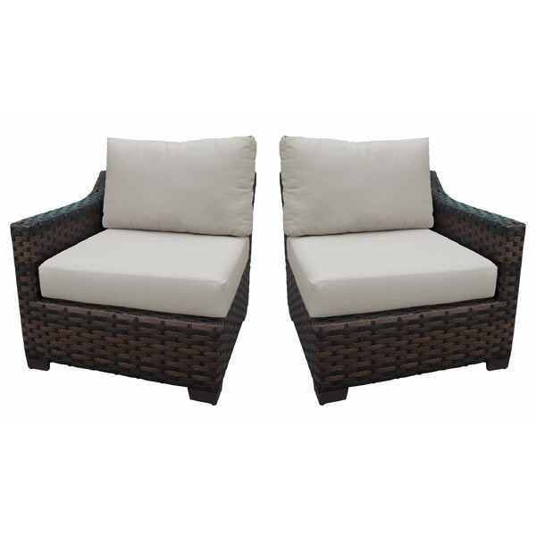 64'' Wide Outdoor  Wicker Loveseat  pt937