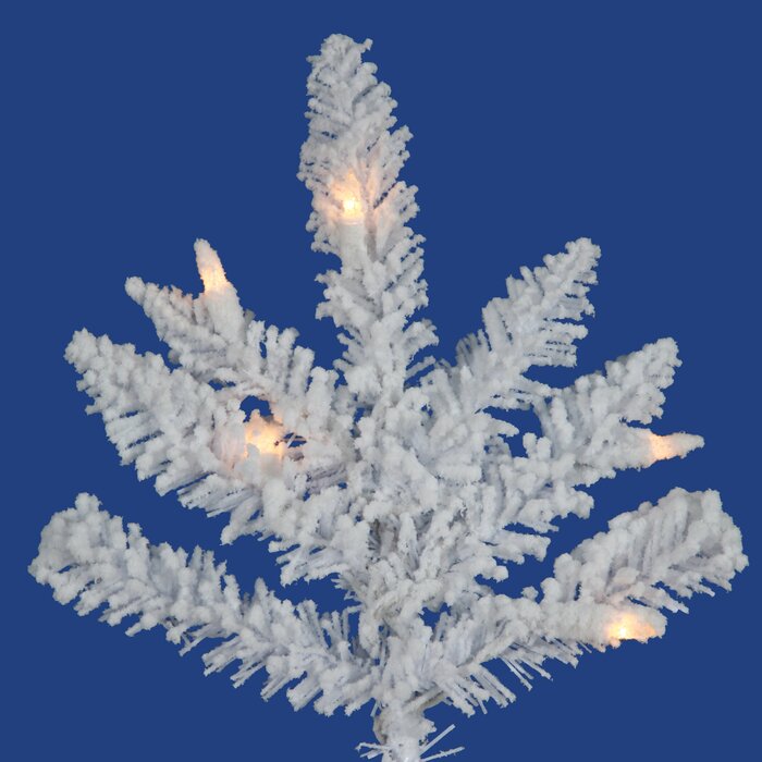 7.5' White Spruce Artificial Chritmas Tree with 850 Warm White LED Lights and Stand (#K6381)