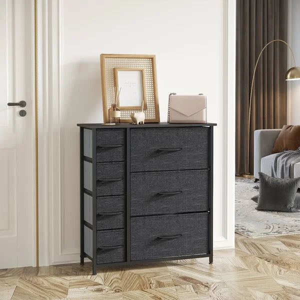 7 Drawer 25'' W Chest
