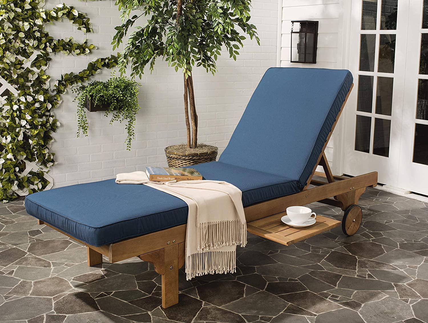 Safavieh Newport Chaise Lounge Chair, Natural/Navy