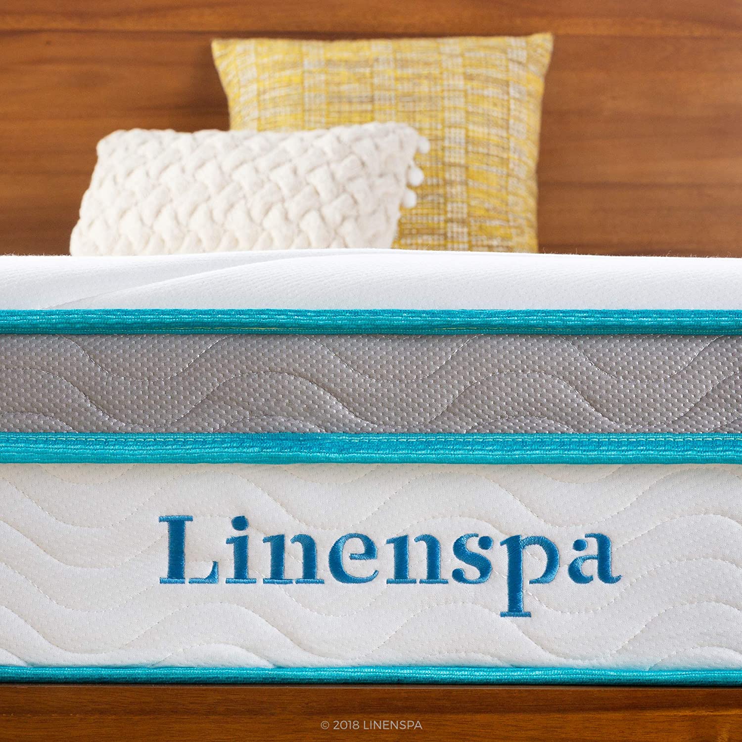 Linenspa 10 Inch Memory Foam and Innerspring Hybrid Medium Feel-Full Mattress, White