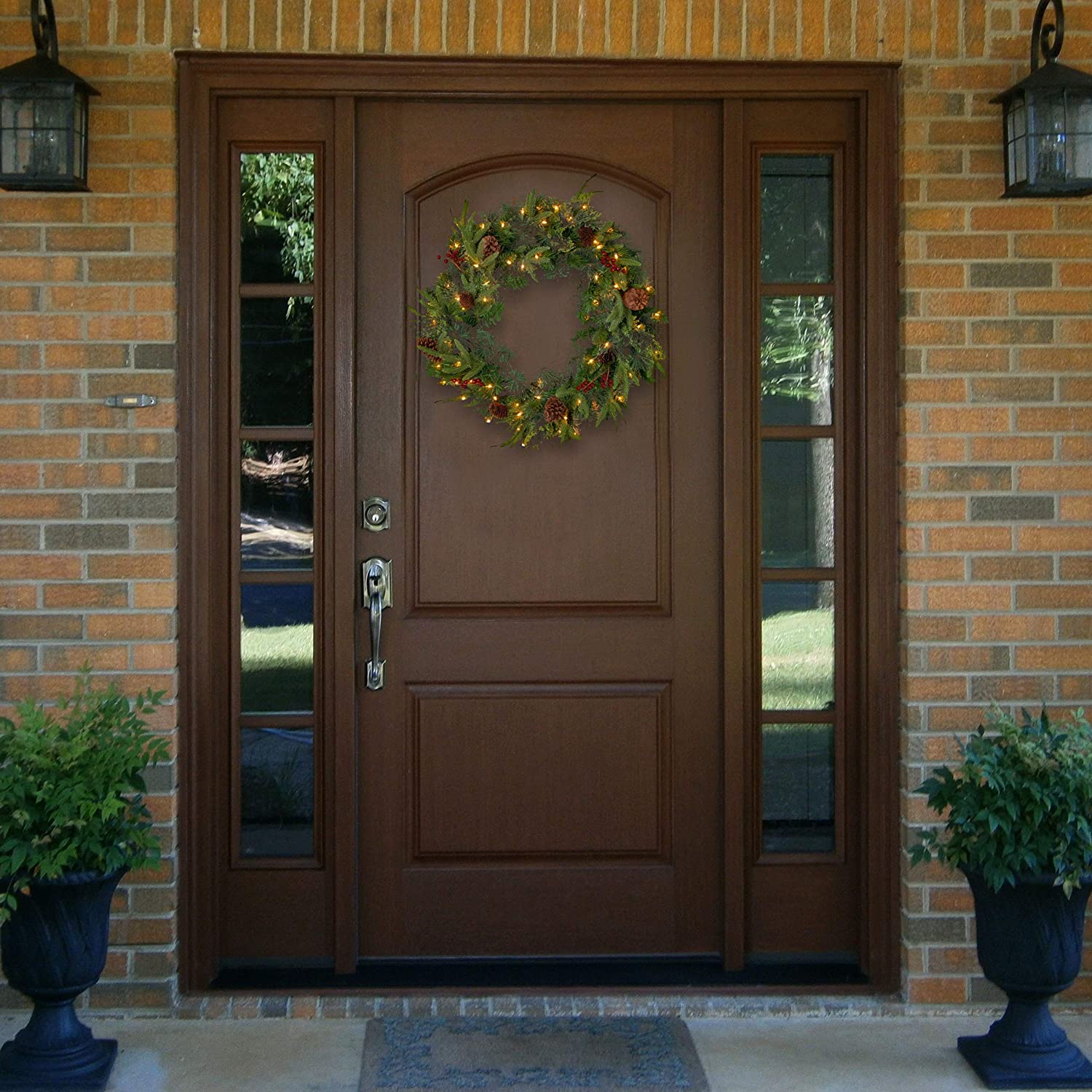 24" Lighted Round Wreath (#K6240)