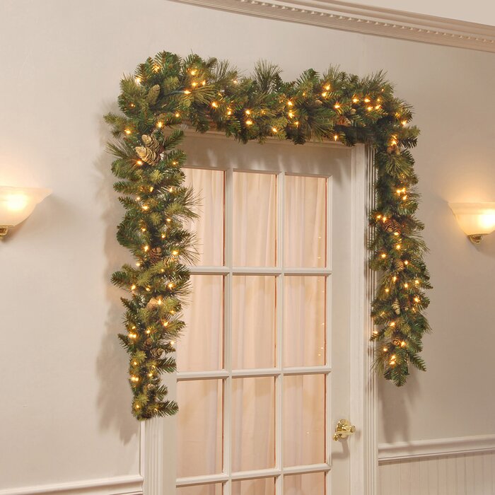 9' Carolina Garland with 100 Clear Lights EJ436