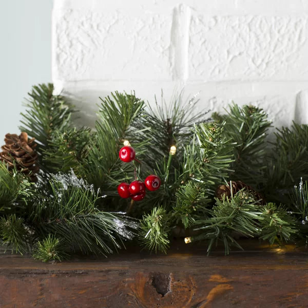 9' Pre-Lit Garland with 50 Lights