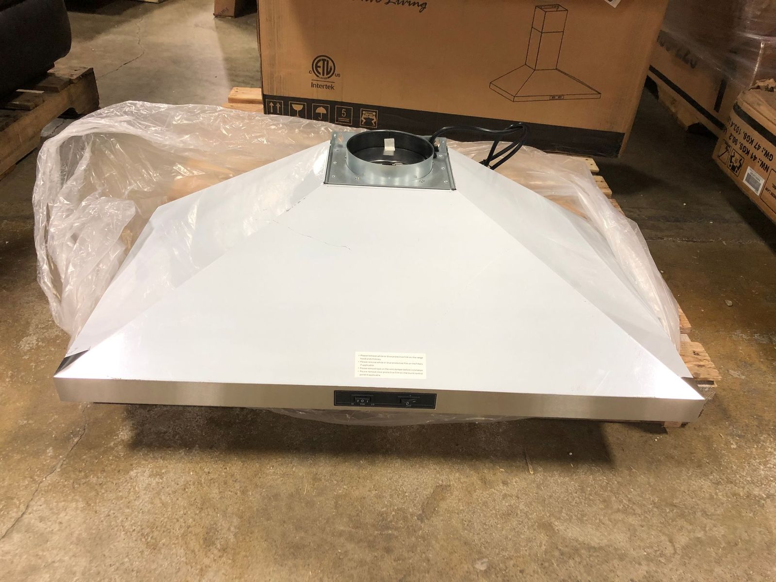 36" 400 CFM Convertible Wall Mount Range Hood MG317
