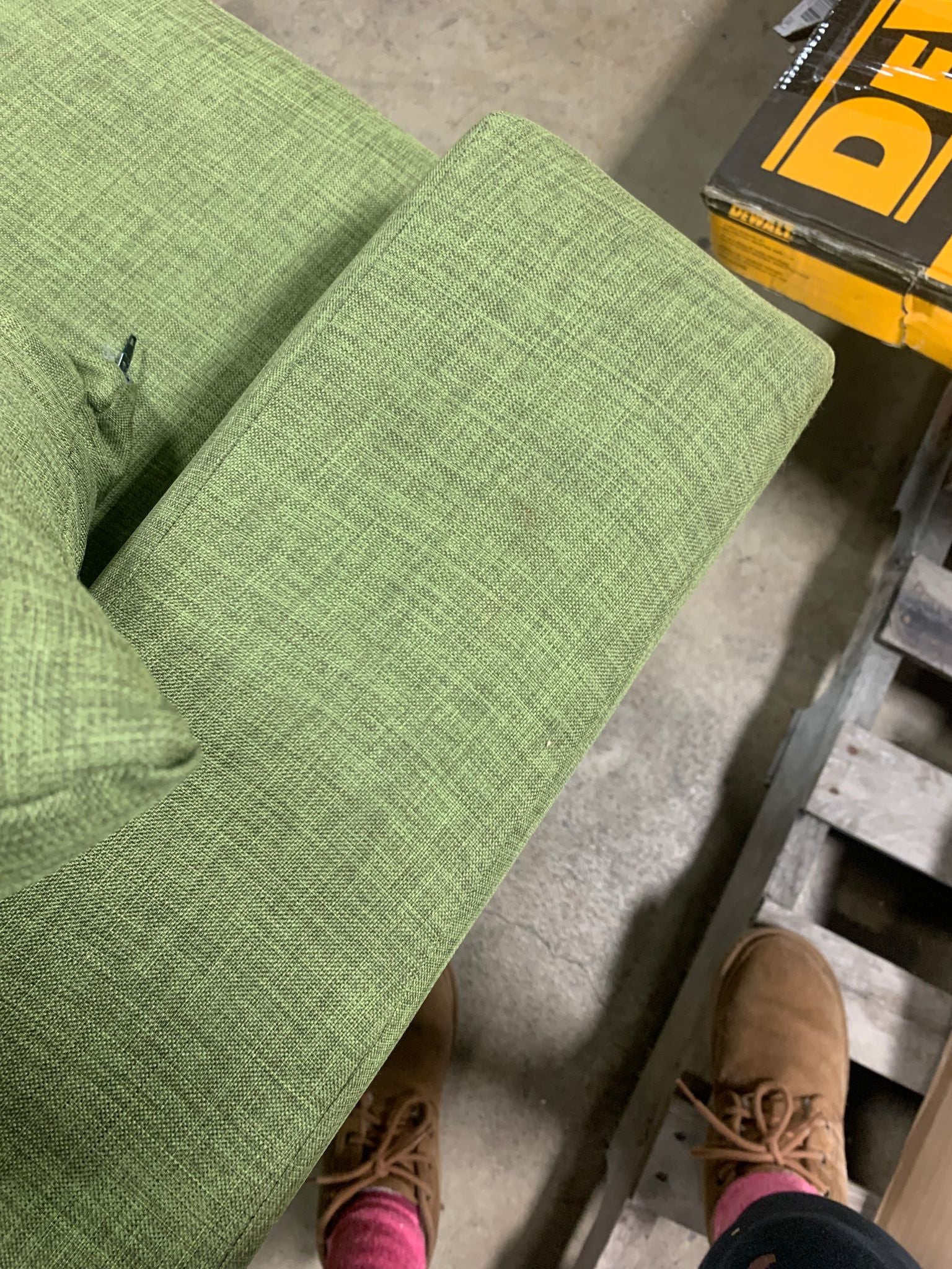 Morpheus 82" Wide Right Hand Facing Sofa & Chaise KBO308