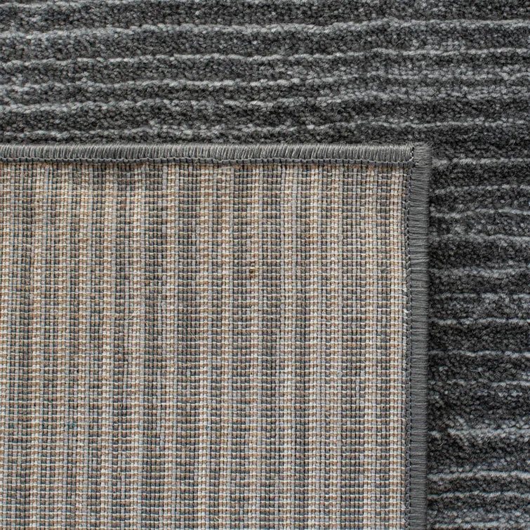 Aaishah Area Rug in Gray, Rectangle 2' x 3'
