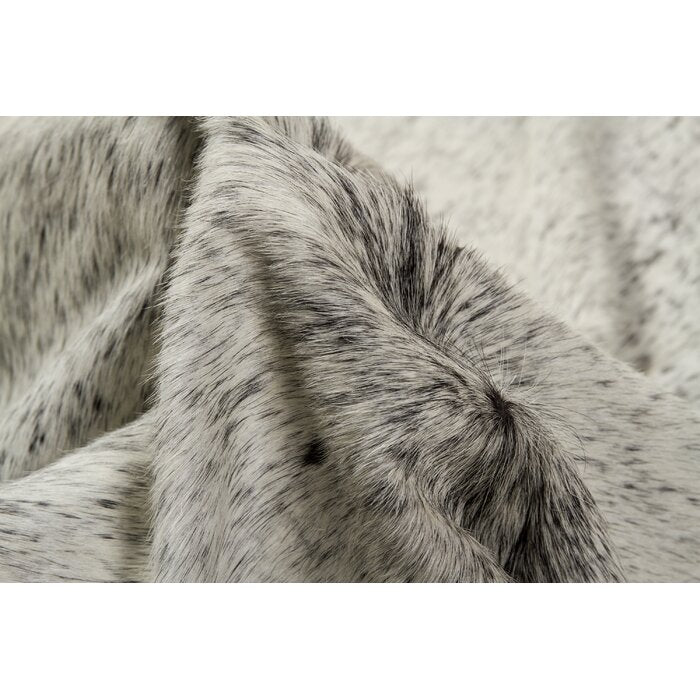 Abhinav Handmade Cowhide Light Gray Rug