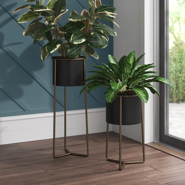 Black Ahner 2-Piece Metal Pot Planter Set