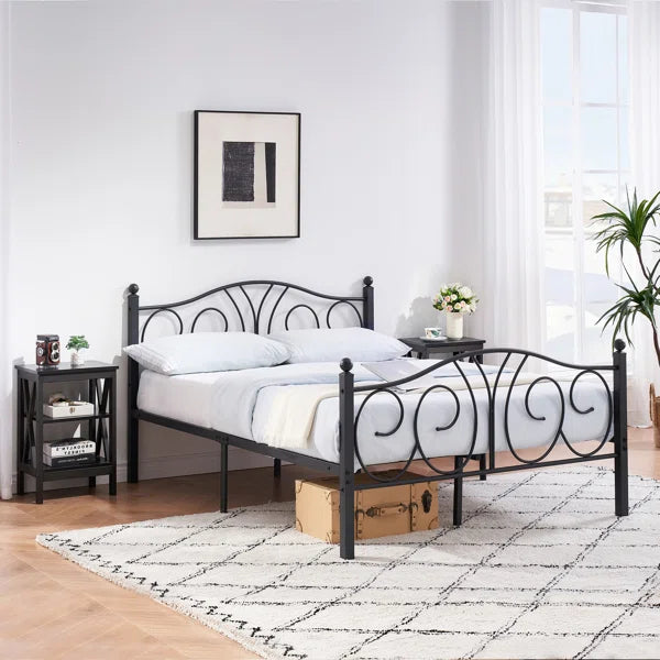 Black Aliya 24.2'' Tall Iron Nightstand (Set of 2)