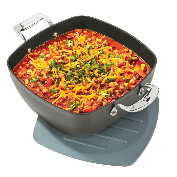 5 Qt. Essentials Non-Stick Soup Pot with Lid