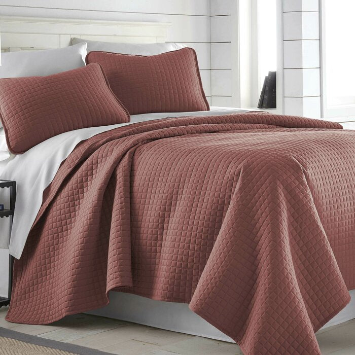 Barron Sateen Quilt Set, King/Cal. King Quilt + 2 King Shams