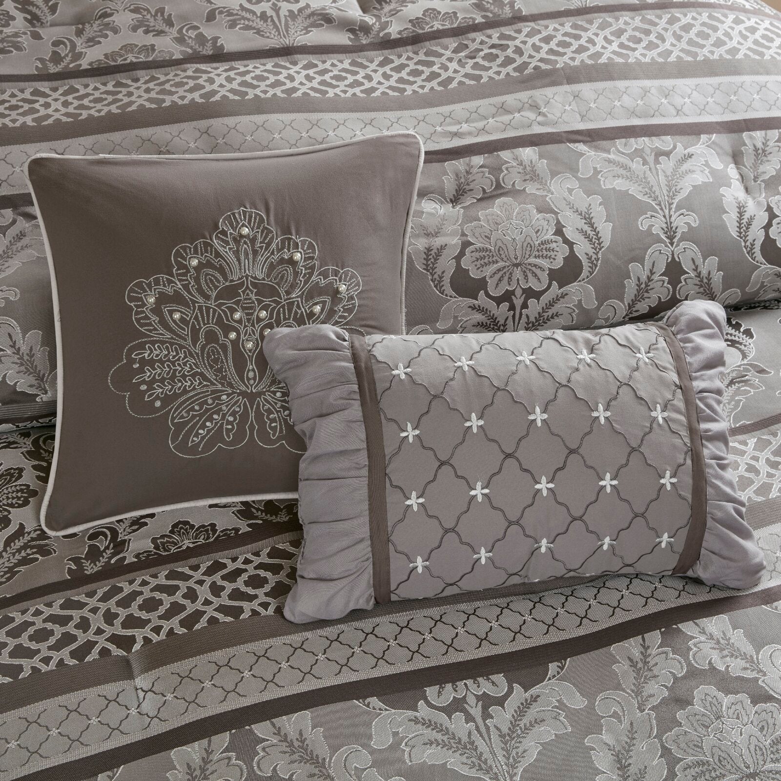 Bartle Floral 7 Piece Comforter Set SC306
