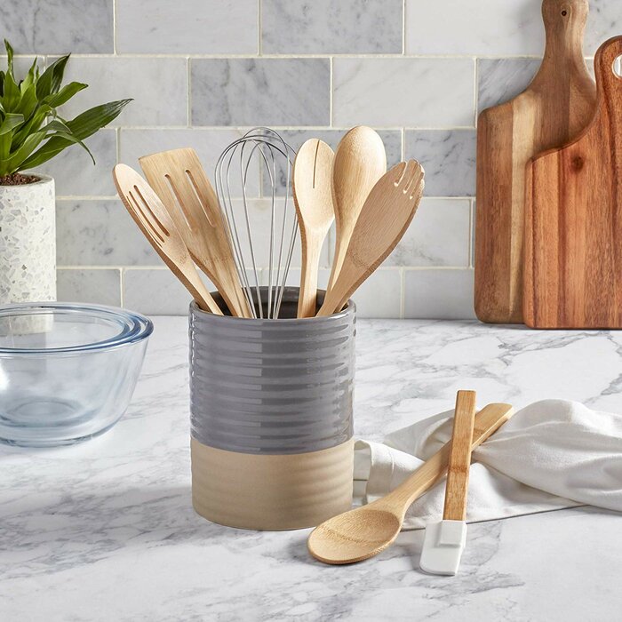 Basic Essentials 8-Piece Kitchen Utensil Set PK240
