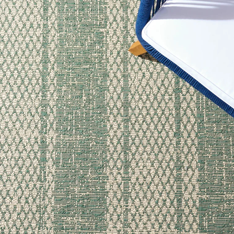 Beedle Striped Indoor / Outdoor Area Rug in Beige/Dark Green, Rectangle 5'3" x 7'7"