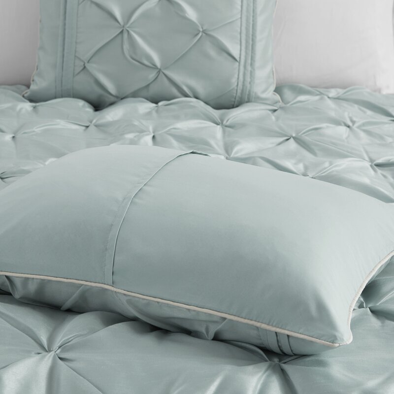 Benjamin Comforter Set ss161