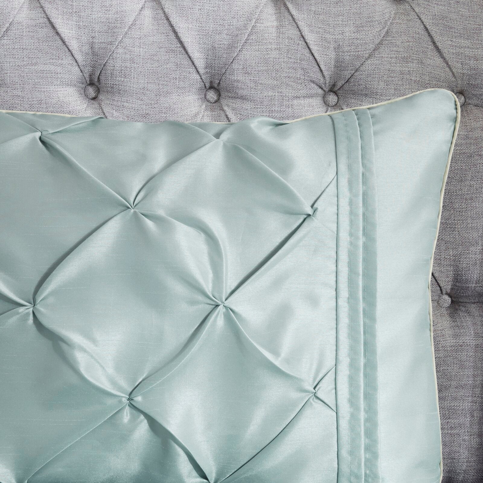Benjamin Comforter Set SC212