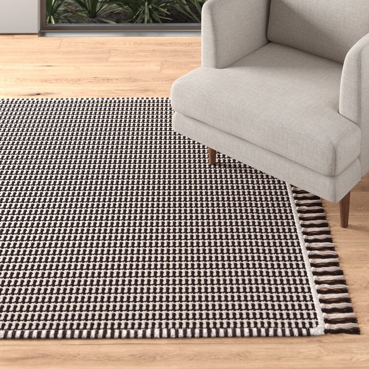 Bester Geometric Handmade Flatweave Cotton Area Rug in Ivory/Black, Rectangle 5' x 8'
