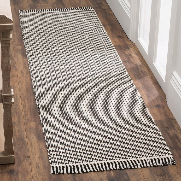 Bester Geometric Handmade Flatweave Cotton Area Rug in Ivory/Black, Runner 2'3" x 6'