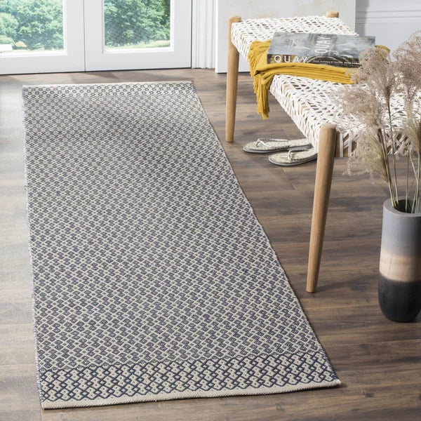 Bester Geometric Handmade Flatweave Cotton Area Rug in Ivory / Navy 2'3"X18'
