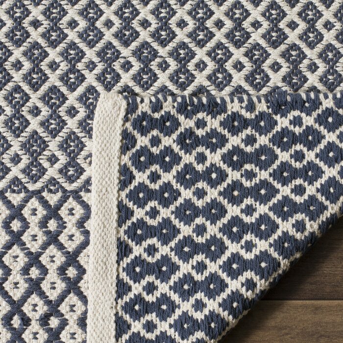 Bester Handmade Flatweave Cotton Ivory / Navy Rug, Runner 2'3" x 10'