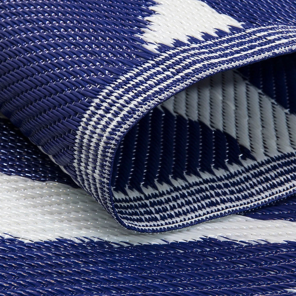 Beverly Rug Tropical Blue Reversible Outdoor Area Rug - 8" x 10"