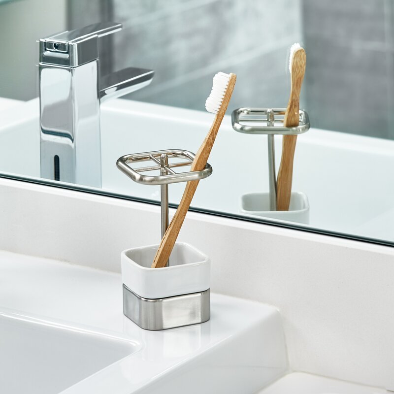 Blocton Stand Toothbrush Holder SS355