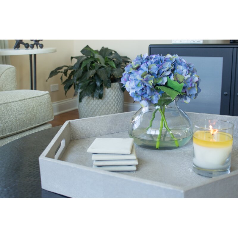 Blooming Hydrangea Floral Arrangement in Vase 7309