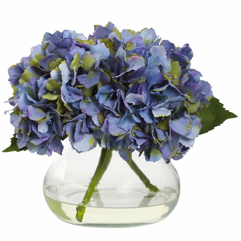 Blooming Hydrangea Floral Arrangement in Vase 7309