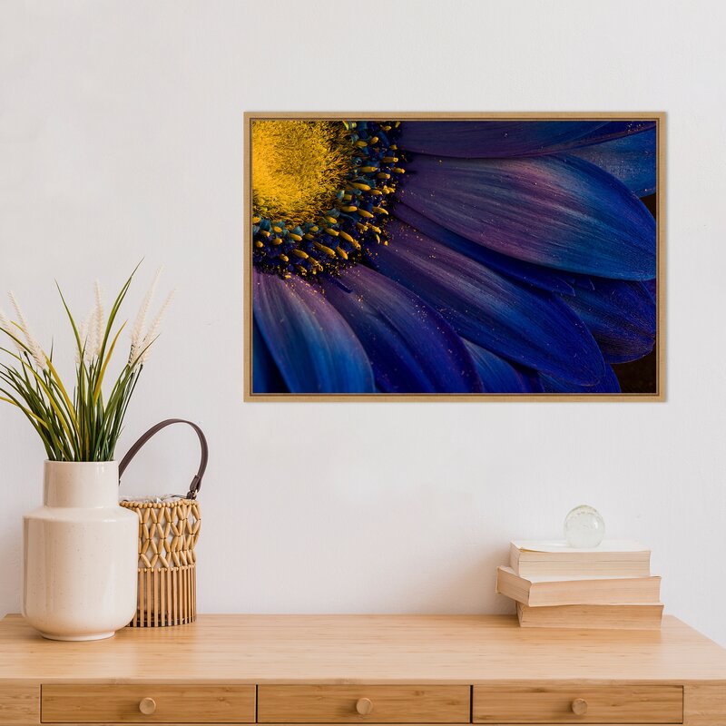 Blue Rays by Porsteinn H. Ingibergsson - Print on Canvas pc352