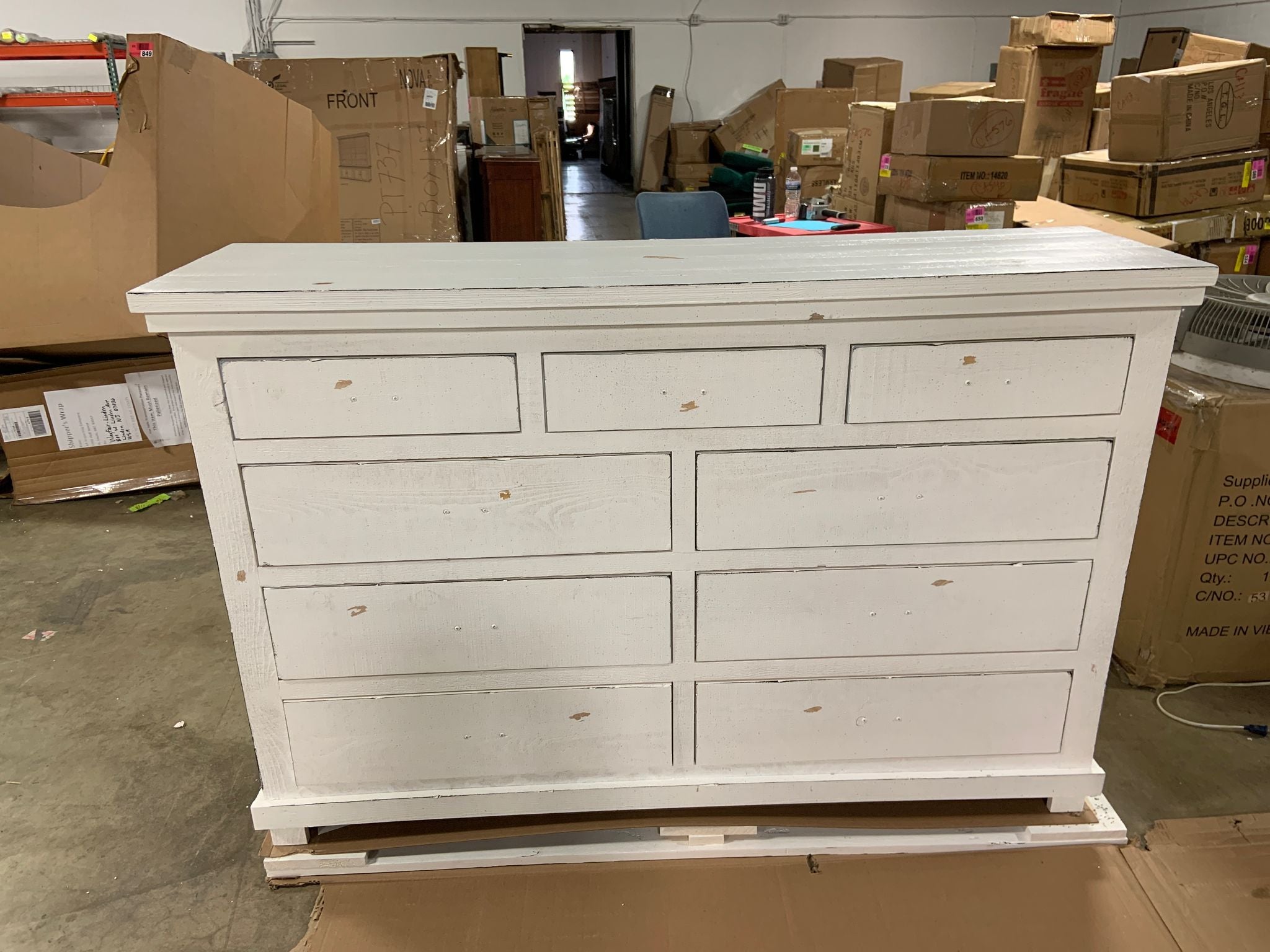 Distressed White Lockridge 9 Drawer 66'' W Solid Wood Dresser SHB180
