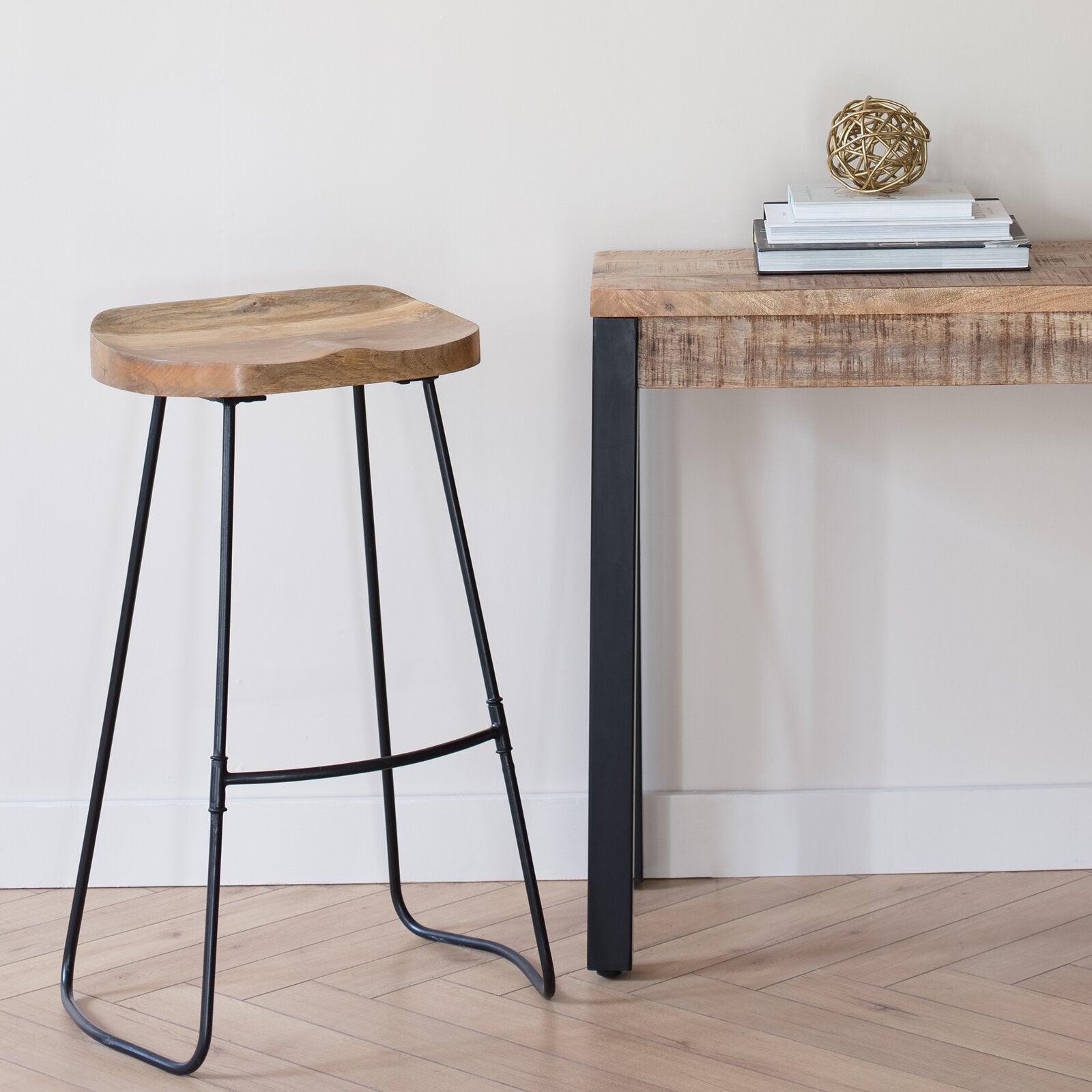Crooke solid wood online bar stool