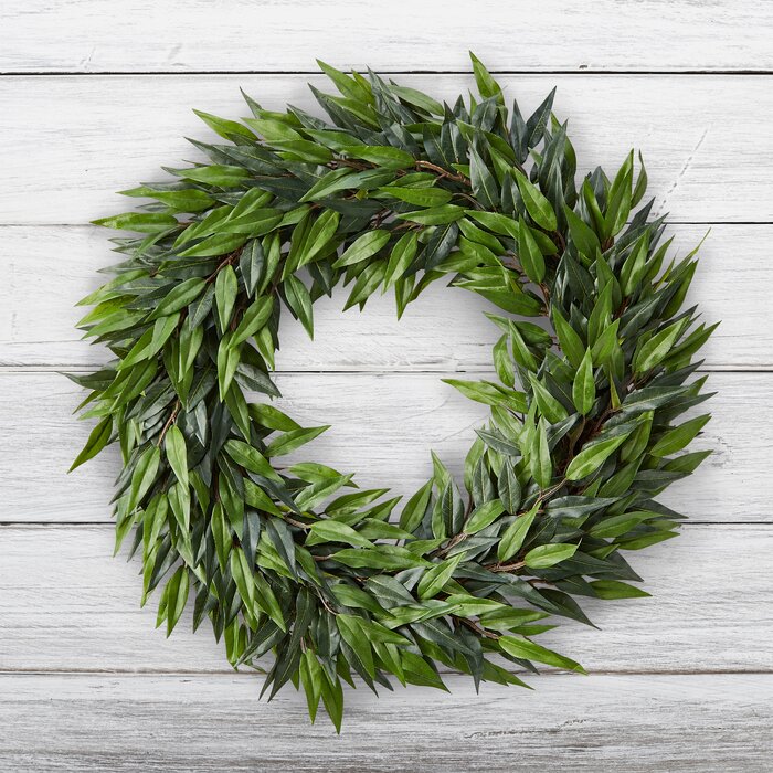 22" Ficus Microphylla Leaf Polyester Wreath (#K6298)