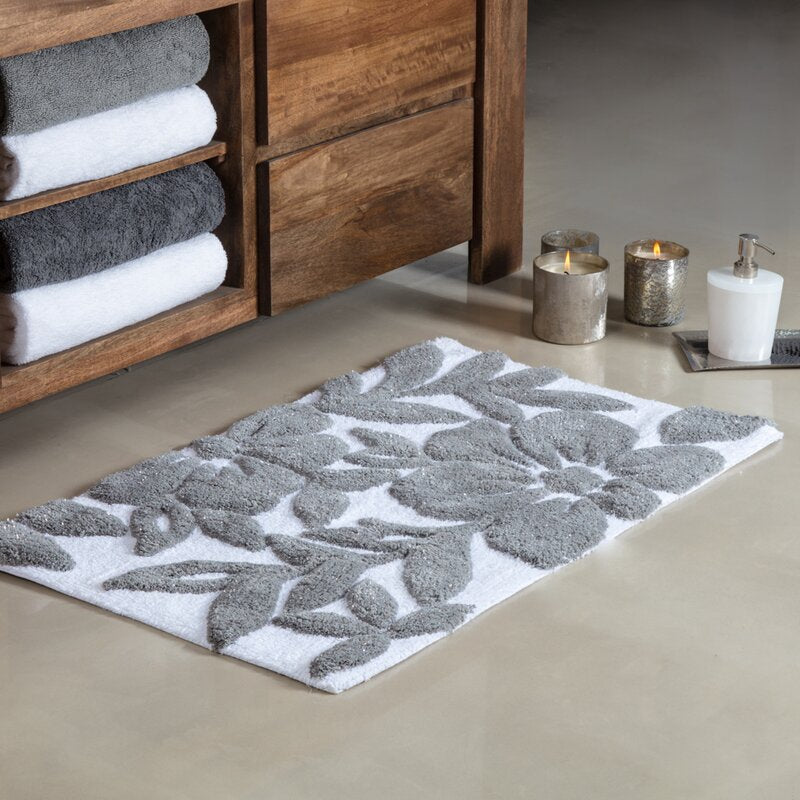 21" W x 34" L White/Gray Filey Tufted Leaf 100% Cotton Bath Rug VB525