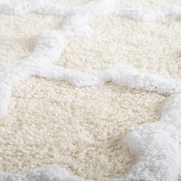 Bone Freida Long Trellis Rectangular 100% Cotton Non-Slip Geometric Bath Rug