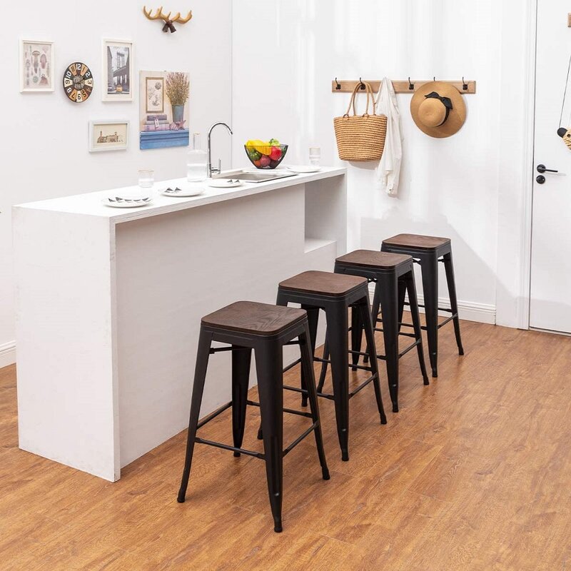Black Hartung Counter and Bar Stool (Set of 4)