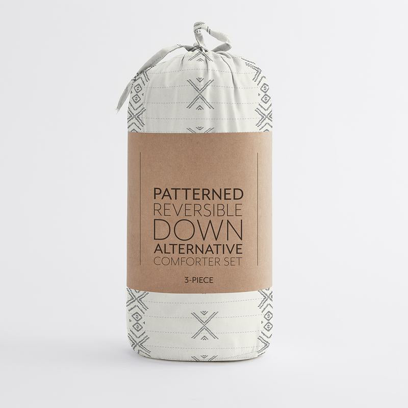 URBAN STITCH PATTERNED DOWN-ALTERNATIVE COMFORTER ONLY KB874